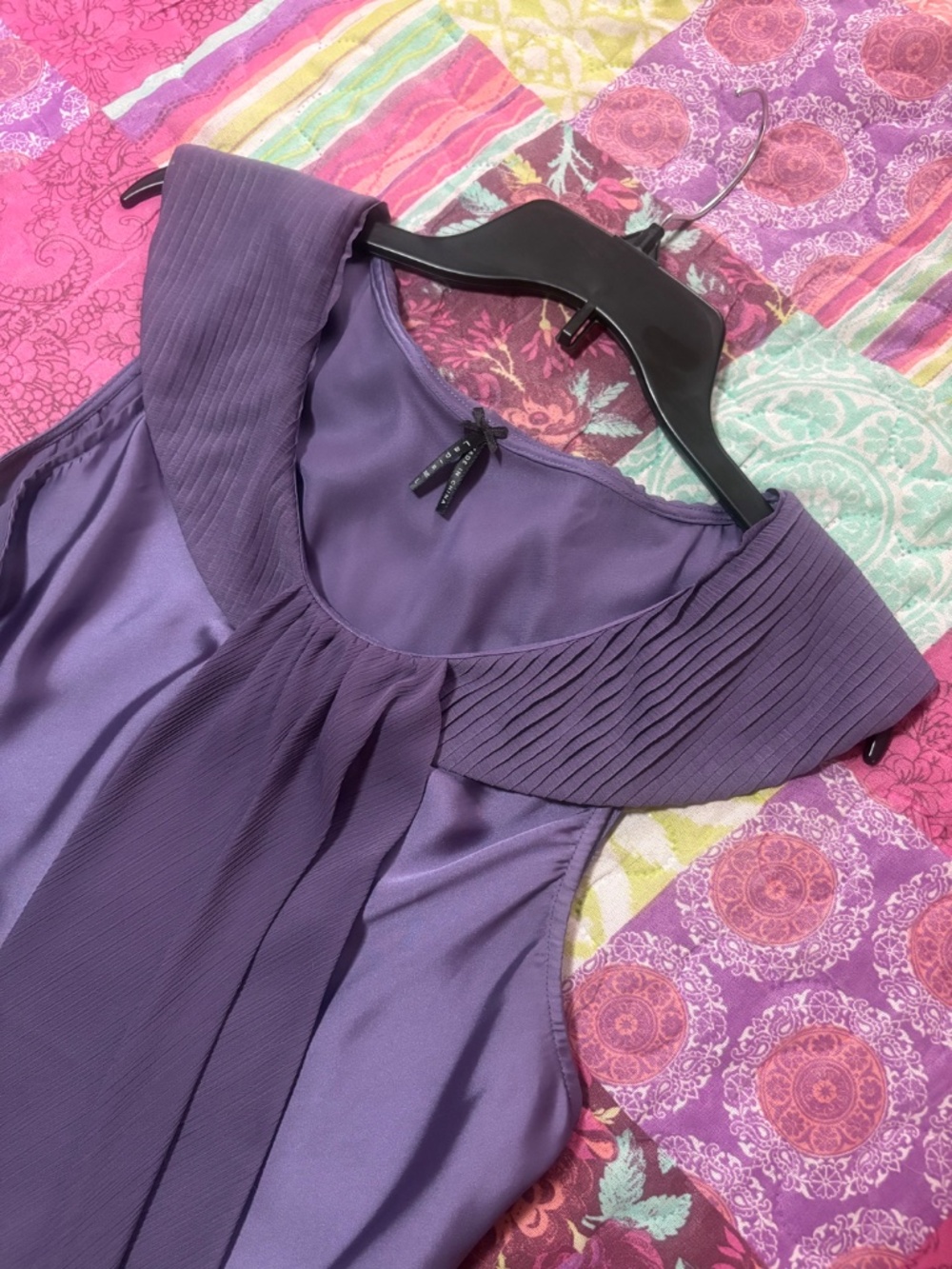 Lapis Sleeveless Blouse With Pleated Collar - Picture 8 of 8